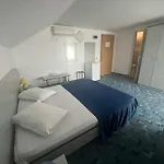 Hotel Genius